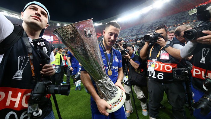 Sao Chelsea đề xuất hai cái tên “bất ngờ” thay thế Eden Hazard - Ảnh 1.
