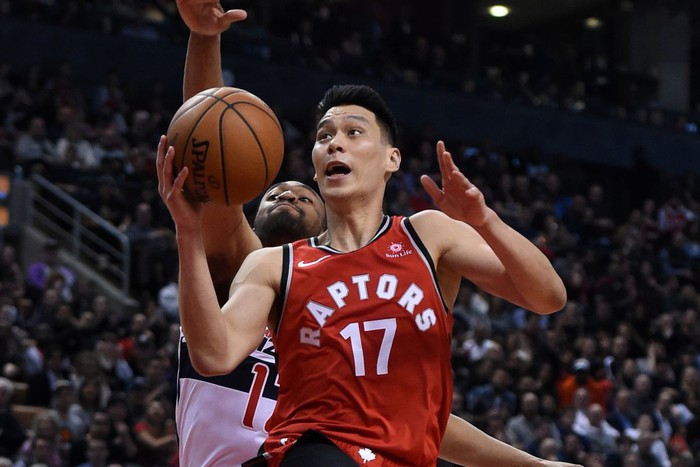 Jeremy Lin - quãng đường trở thành cầu thủ gốc Á đầu tiên có danh hiệu vô địch NBA - Ảnh 2.