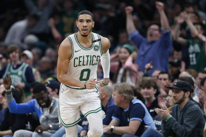 Jayson Tatum đã về chung nhà với Russell Westbrook, Chris Paul - Ảnh 1.