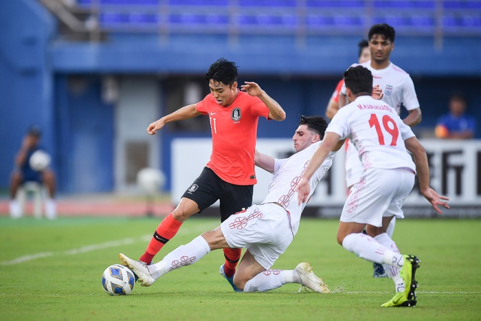 Đánh bại U23 Iran với tỉ số 2-1, U23 Hàn Quốc giành lấy tấm vé đi tiếp đầu tiên tại U23 châu Á 2020 - Ảnh 8.