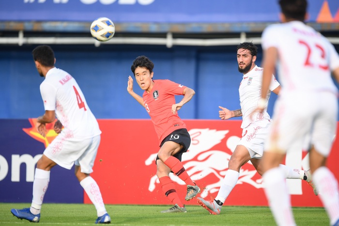 Đánh bại U23 Iran với tỉ số 2-1, U23 Hàn Quốc giành lấy tấm vé đi tiếp đầu tiên tại U23 châu Á 2020 - Ảnh 2.