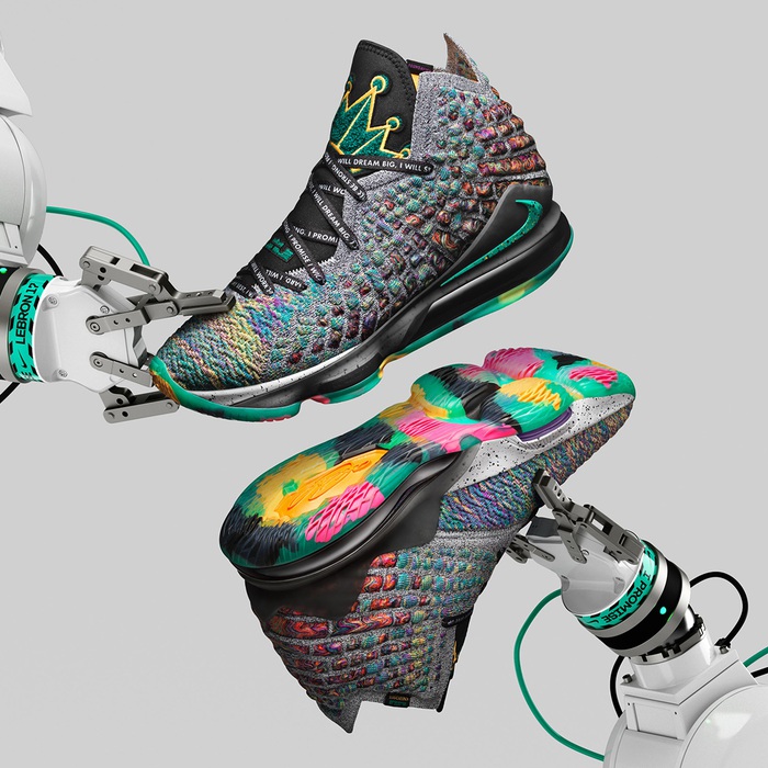 Nike LeBron 17 tung phối màu cực chất, lấy cảm hứng từ di sản cả đời người của siêu sao bóng rổ NBA - Ảnh 1.