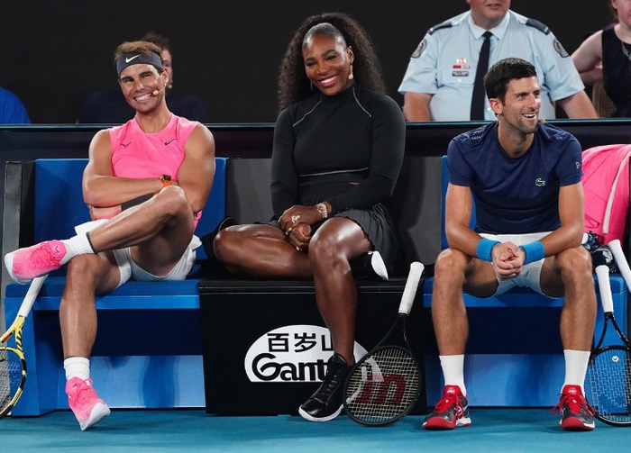 Trong lần hiếm hoi trở thành đồng đội, Djokovic cũng phải đứng hình trước màn &quot;ngón tay thối&quot; khó đỡ của Nadal - Ảnh 12.