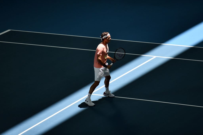 &quot;Chàng móm&quot; Federer hớn hở nhận danh hiệu đầu năm mới, khiến fan thích thú với trang phục đáng yêu - Ảnh 5.