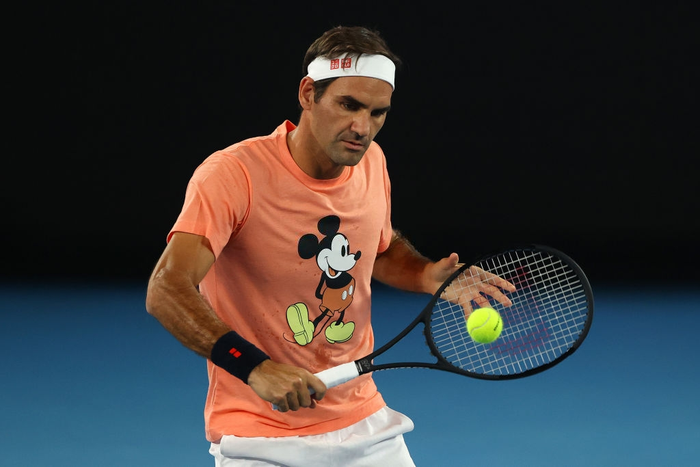 &quot;Chàng móm&quot; Federer hớn hở nhận danh hiệu đầu năm mới, khiến fan thích thú với trang phục đáng yêu - Ảnh 3.