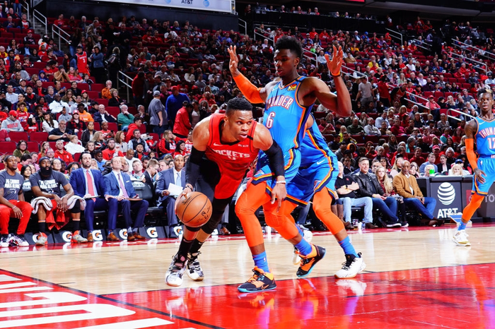 James Harden tái lập kỷ lục buồn ở vạch 3 điểm, Houston Rockets thất thủ ngay sân nhà trước Oklahoma City Thunder - Ảnh 3.