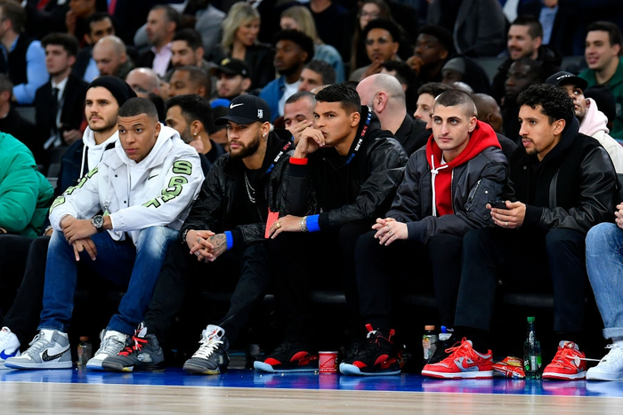 Dàn sao Paris Saint-Germain hội tụ cùng những huyền thoại bóng rổ thế giới trong trận đấu NBA Paris Match 2020 - Ảnh 6.