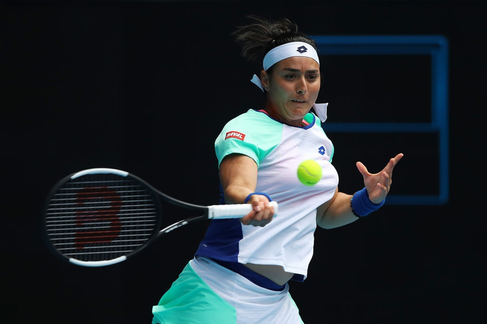 Cột mốc lịch sử được thiết lập ở Australian Open: Tìm ra nữ tay vợt Ả-rập đầu tiên vào tứ kết Grand Slam - Ảnh 2.