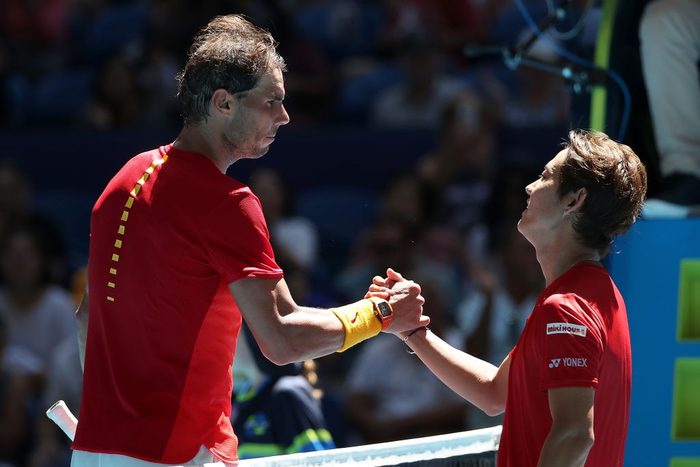 Chẳng tay vợt nào hạnh phúc hơn Nadal hôm nay: Vừa tỏa sáng giúp Tây Ban Nha vào tứ kết ATP Cup, lại ẵm thêm chiếc cúp danh giá - Ảnh 5.