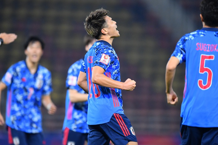 Sai lầm ở những phút cuối khiến U23 Nhật Bản ôm hận trong ngày đầu ra quân - Ảnh 5.