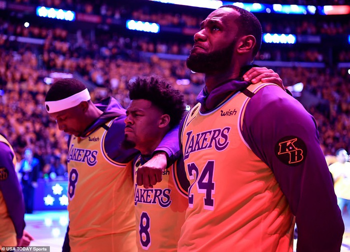 LeBron James lấy nước mắt khán giả bằng bài phát biểu cảm động trong buổi lễ tri ân huyền thoại Kobe Bryant - Ảnh 2.