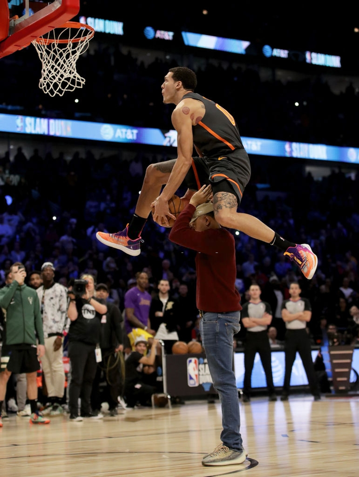 Các cầu thủ NBA tiếc nuối và phẫn nộ vì thất bại gây tranh cãi của Aaron Gordon tại Slam Dunk contest 2020 - Ảnh 2.