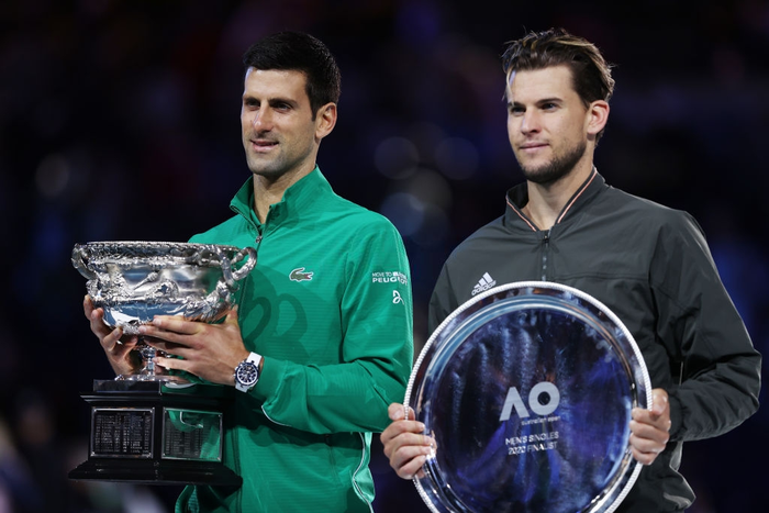 Thể hiện bản lĩnh tuyệt vời, Djokovic vô địch Australian Open để tiến sát danh hiệu Grand Slam của Nadal và Federer - Ảnh 2.