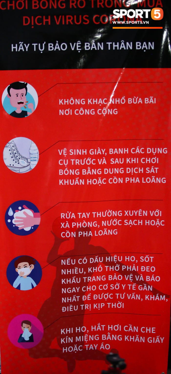 Buổi giao lưu tại sân phủi Sài Gòn: Sự kiện nhỏ của dàn sao bóng rổ Việt Nam nhưng lại ghi điểm lớn trong mắt người hâm mộ - Ảnh 3.