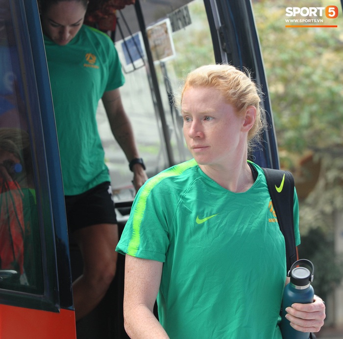 Các tuyển thủ nữ Australia thoải mái trong buổi tập cuối cùng trước trận play-off lượt về với Việt Nam tại vòng loại Olympic 2020 - Ảnh 1.