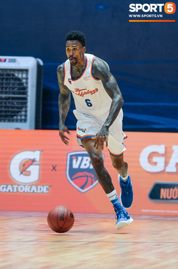 Suýt bỏ đi lợi thế 16 điểm, Cantho Catfish đứng vững