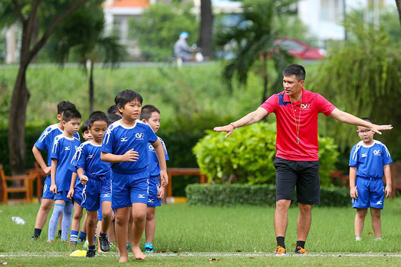 Công Vinh được AFC xướng tên trong đội hình huyền thoại bóng đá Đông Nam Á - Ảnh 5.