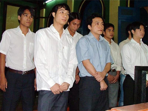 Những lần bán độ khiến bóng đá Việt Nam rúng động: Từ vụ án dùng tiền mua cúp của Nguyễn Hữu Thắng đến lứa U21 năm 2020 - Ảnh 2.