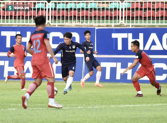 Văn Toàn chấn thương, HAGL tin dùng sao U20 Việt Nam cho trận gặp Nam Định - Ảnh 1.