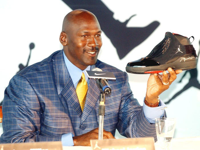 Michael Jordan và câu chuyện khó tin khi từ chối một hợp đồng quảng cáo trị giá lên tới 100 triệu USD, lý do đưa ra khiến nhiều người bất ngờ - Ảnh 3.