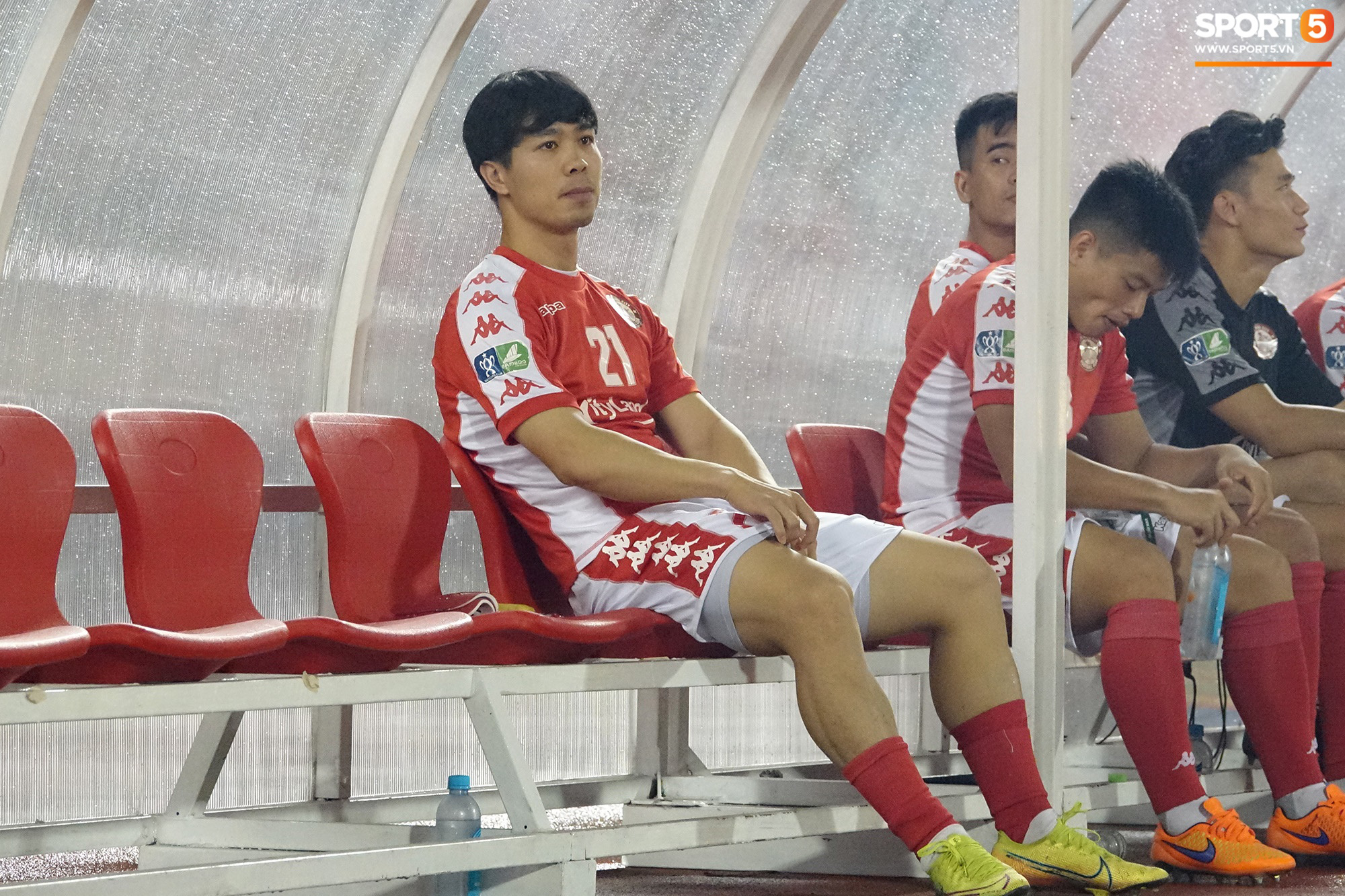 Học trò HLV Park Hang-seo ở Cúp Quốc gia 2020: Hai tiền đạo chấn thương nhẹ, bàn thắng được ghi bởi toàn hậu vệ - Ảnh 9.