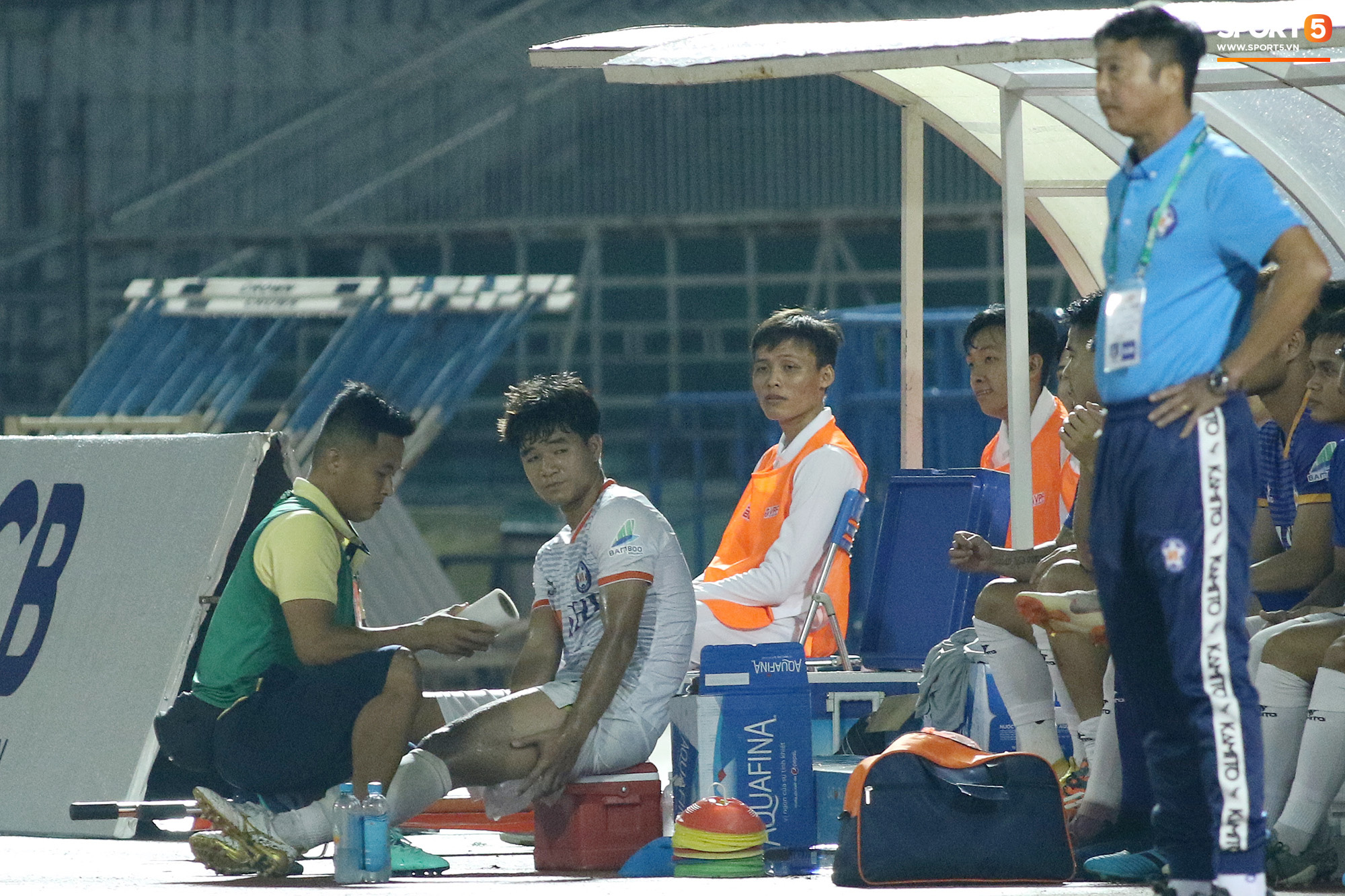 Học trò HLV Park Hang-seo ở Cúp Quốc gia 2020: Hai tiền đạo chấn thương nhẹ, bàn thắng được ghi bởi toàn hậu vệ - Ảnh 4.