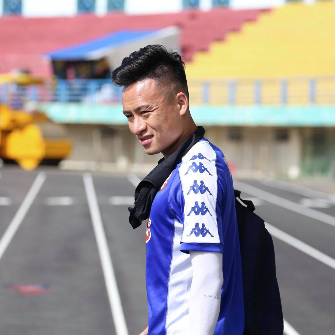 Võ Huy Toàn chấn thương nặng hơn dự kiến, cố thi đấu dù không có cảm giác bóng  - Ảnh 2.