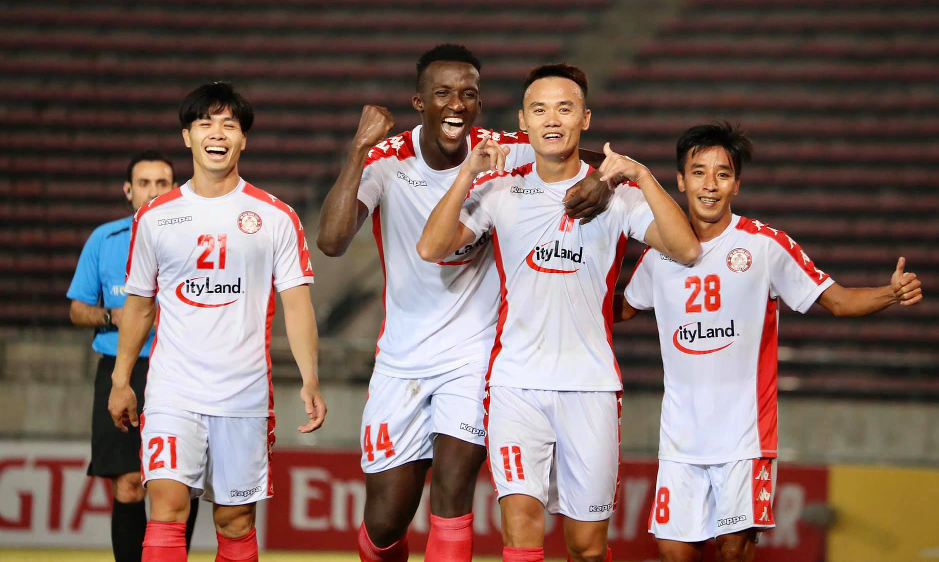Chính thức: Việt Nam được tin tưởng làm nơi đăng cai hai bảng đấu AFC Cup 2020 - Ảnh 1.