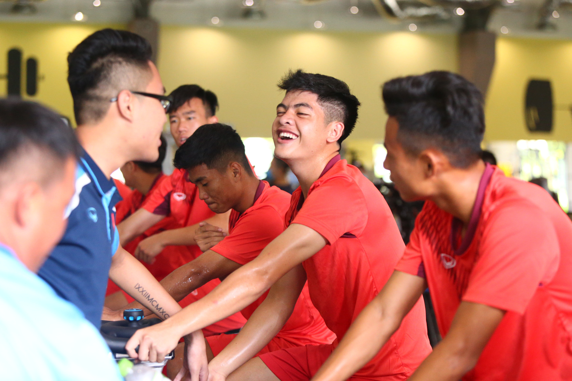 HLV người Pháp lo cho bóng đá Việt Nam khi Quang Hải... 30 tuổi, hướng đến World Cup 2026 - Ảnh 2.