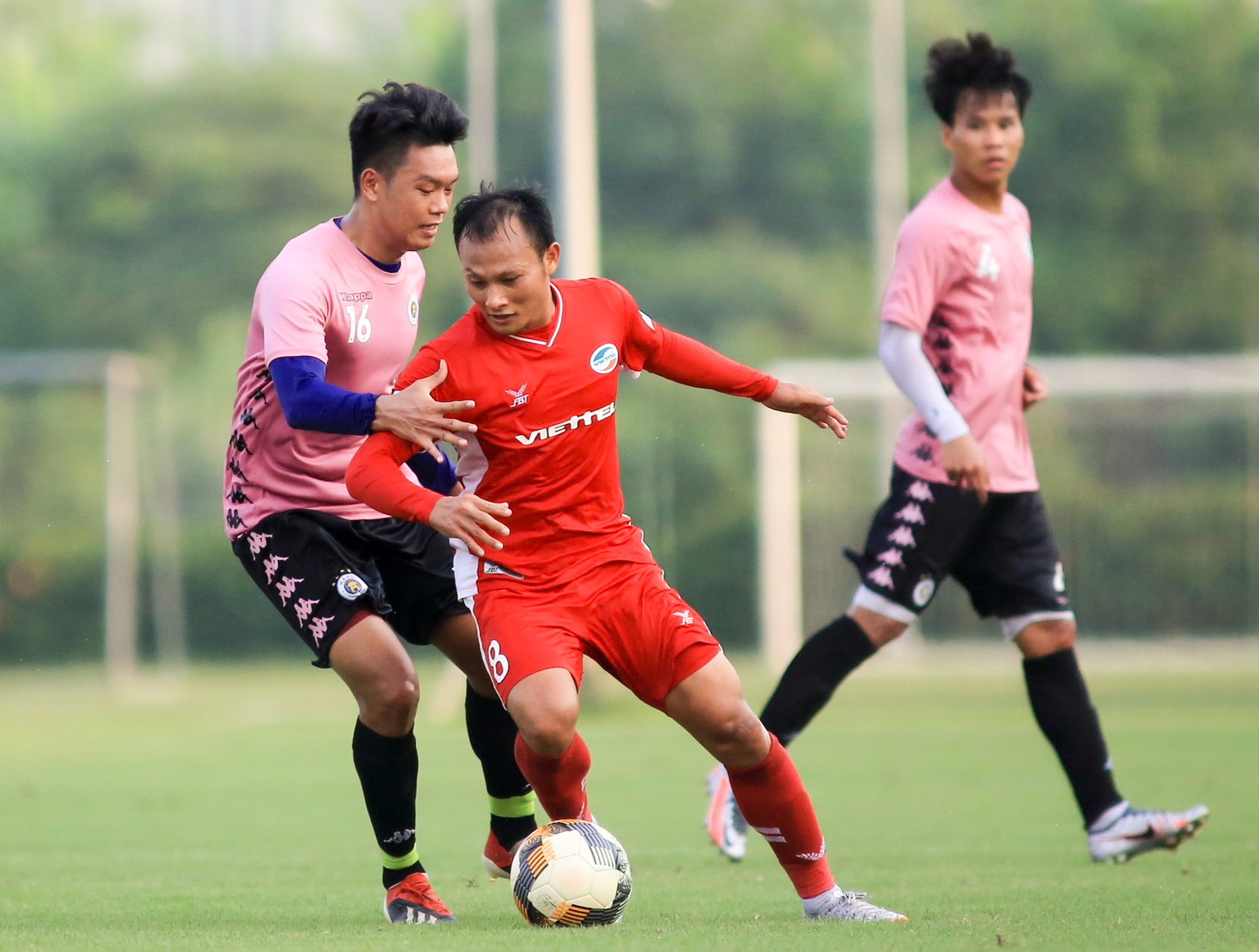 Hà Nội FC thắng dễ Viettel: Bộ đôi Văn Hậu - Thành Chung làm lu mờ hai hàng công - Ảnh 6.