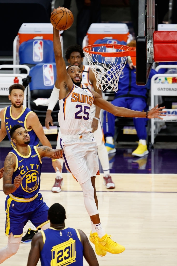 Phoenix Suns vùi dập Golden State Warriors dù thiếu Devin Booker - Ảnh 1.