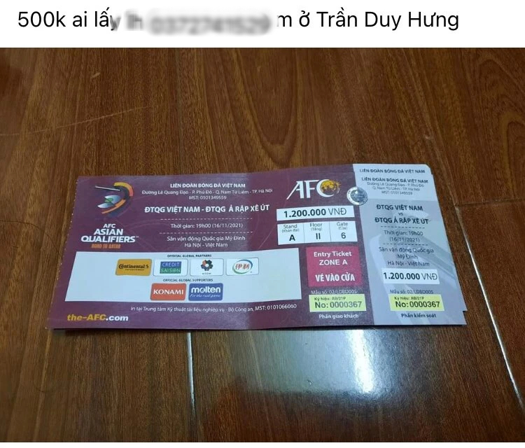 Vé trận đội tuyển Việt Nam và đội tuyển Saudi Arabia được đóng khung làm kỷ niệm vì quá mất giá - Ảnh 2. Vé trận đội tuyển Việt Nam và đội tuyển Saudi Arabia được đóng khung làm kỷ niệm vì quá mất giá - Ảnh 2.