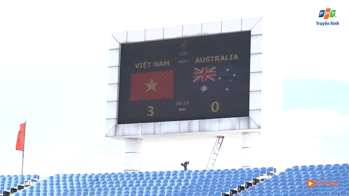 Sân Mỹ Đình test màn hình điện tử trước trận Việt Nam - Nhật Bản với tỷ số gần như bất khả thi - Ảnh 2.