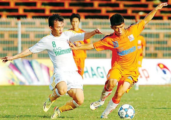 Thần đồng bóng đá Việt Nam bất ngờ giải nghệ ở tuổi 27 - Ảnh 1.