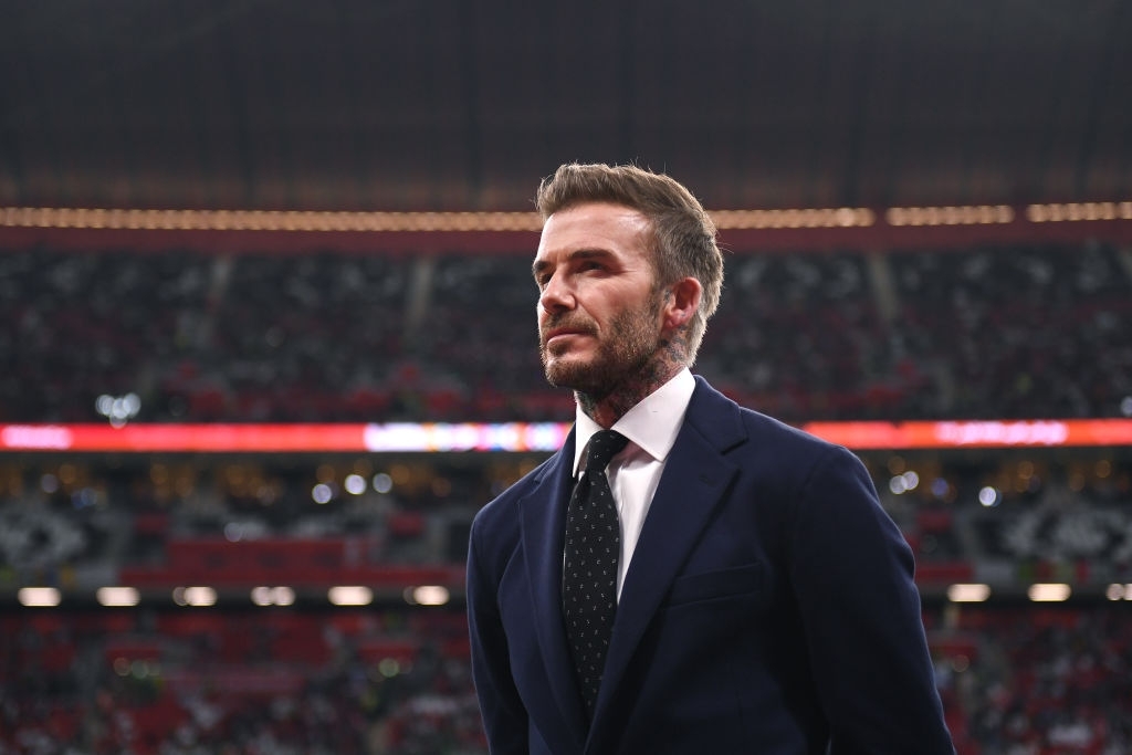 David Beckham tỏa thần thái ngút ngàn khi dự khán trận chung kết giải đấu tiền World Cup - Ảnh 1.