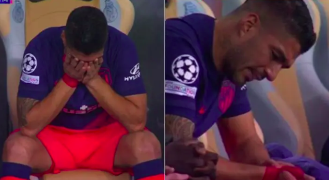 Rời sân ngay phút 13, Luis Suarez bật khóc trên băng ghế dự bị - Ảnh 1.