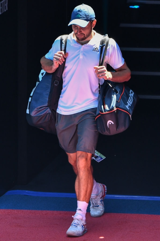 Chuyện &quot;cổ tích&quot; ở Australian Open: Tay vợt 27 tuổi lần đầu dự Grand Slam vào đến bán kết - Ảnh 2.