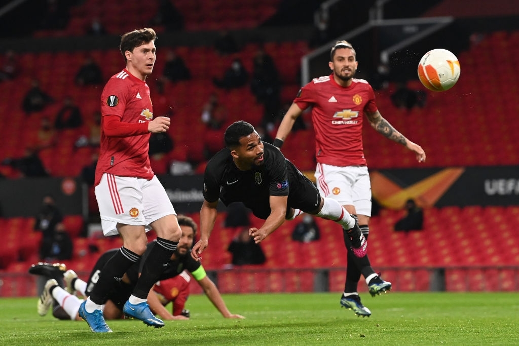 Man united europa league. Последняя игра Манчестер Юнайтед. Барселона Манчестер Юнайтед лига Европы. Гранада в Манчестере 2008 год.