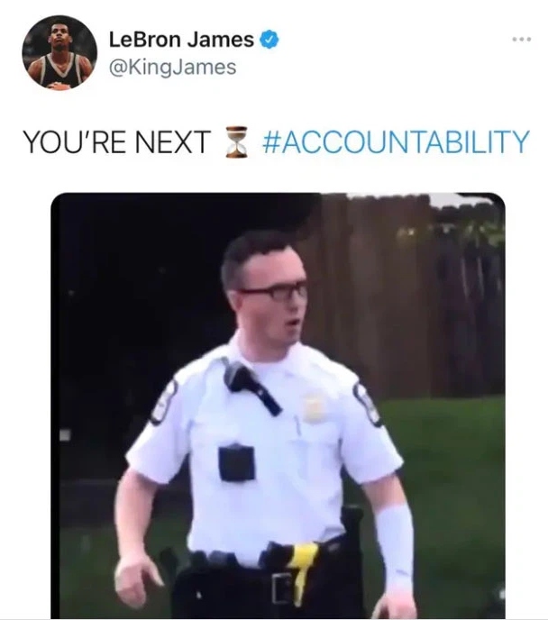 Đe dọa viên cảnh sát trên Twitter, LeBron James hứng chịu vô vàn gạch đá từ phía người hâm mộ - Ảnh 1.