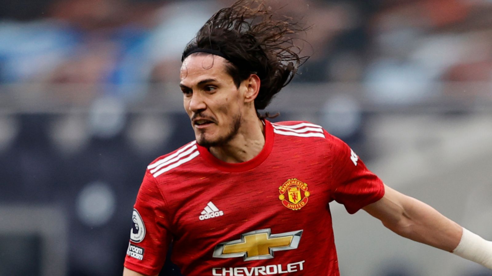 Hạnh phúc ở Old Trafford, Cavani đồng ý gia hạn với Manchester United