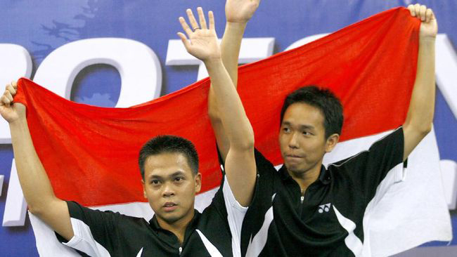 Huyền thoại cầu lông Indonesia ra đi ở tuổi 36 khi đang tập luyện trên chính sân cầu lông - Ảnh 3.