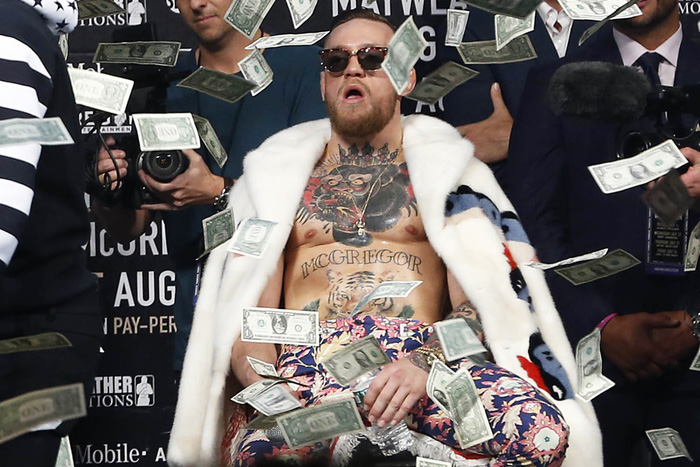 Conor McGregor đã trở thành VĐV kiếm tiền giỏi nhất thế giới như thế nào? - Ảnh 1.