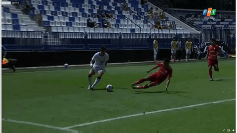 Trực tiếp Viettel FC 0-1 Ulsan Hyundai: Thanh Bình phản lưới nhà đáng tiếc - Ảnh 5.