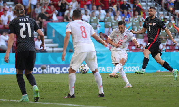 Tuyển Tây Ban Nha thắng nghẹt thở Croatia sau 120 phút thi đấu - Ảnh 5.