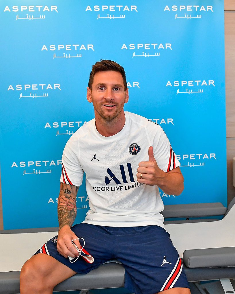 CHÍNH THỨC: Messi ra mắt trong màu áo PSG, siêu sao 34 tuổi chọn số đeo không ai ngờ - Ảnh 7.