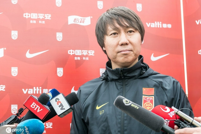 Vòng loại World Cup 2022: ĐT Trung Quốc bắt đầu &quot;tình báo&quot;, nghiên cứu thói quen của từng cầu thủ đối phương - Ảnh 1.