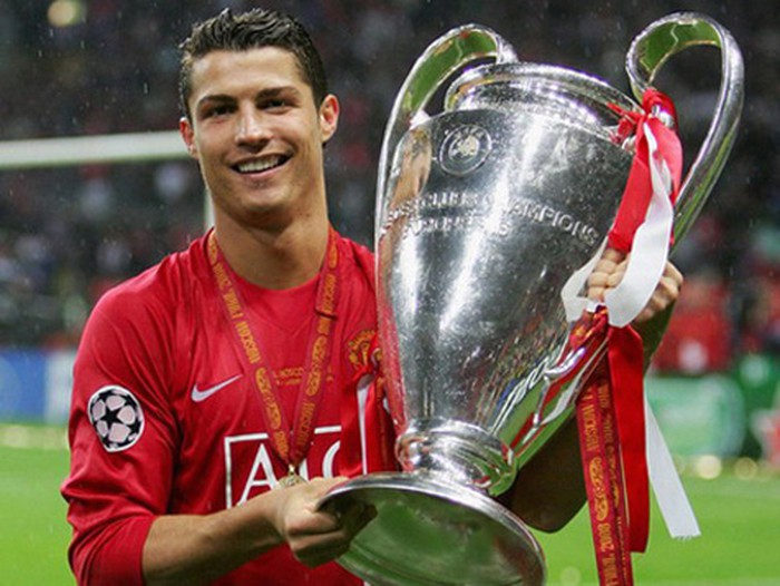 Ronaldo trải qua quãng thời gian đầy vinh quang với Man United