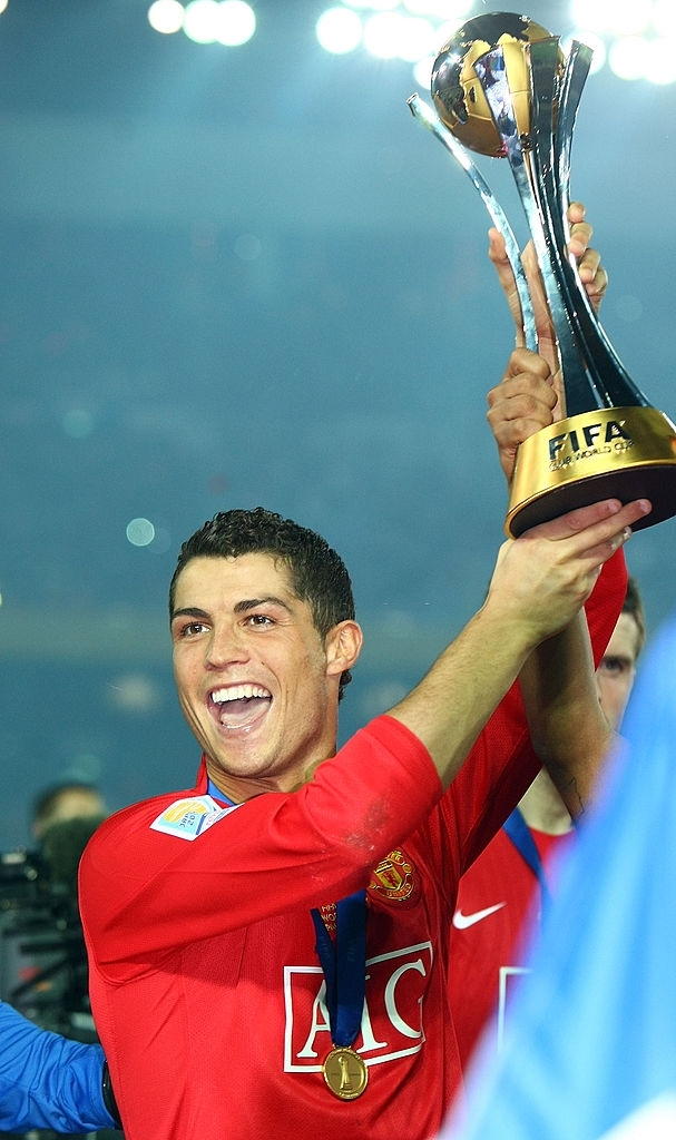 20 khoảnh khắc ấn tượng nhất của Ronaldo trong màu áo Manchester United - Ảnh 14.
