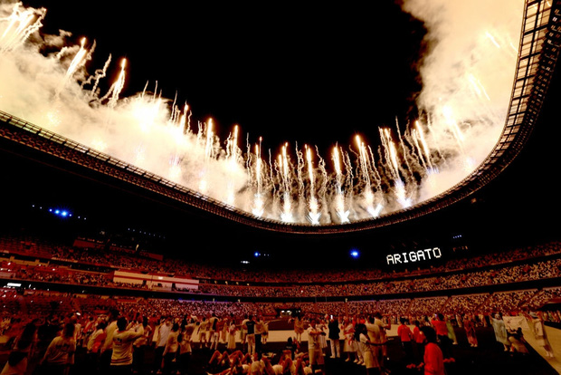 Mãn nhãn với màn pháo hoa tuyệt đẹp khép lại Olympic 2020 - Ảnh 9.