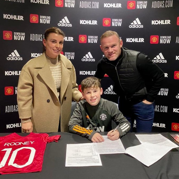 Nối gót cha, con trai Ronaldo gia nhập Manchester United - Ảnh 3.